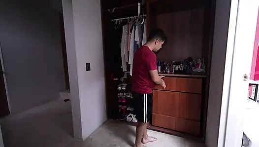 Külot takıntısı üvey anne Alondra azgın üvey oğlunu yakalıyor ve sikiyor 4k