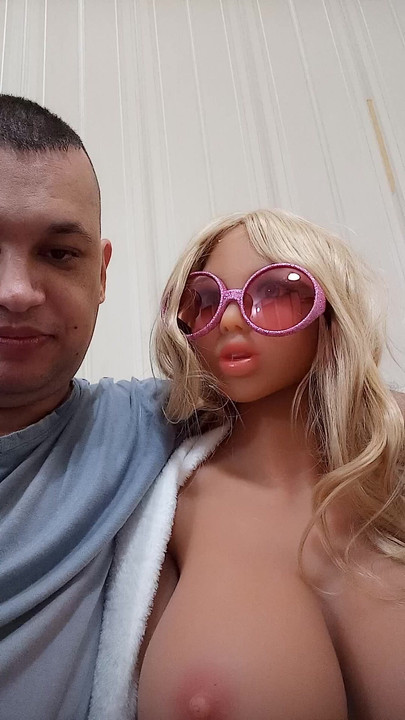 Today, August 29, 2025, direct access by videochat of 69 pensioners with rubber doll