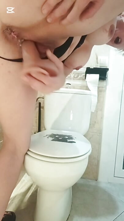 超级饥渴的白屁股女同被干并被干直到高潮