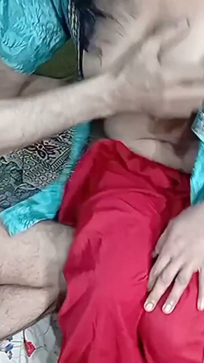 Stepsister masturbates bigcock with hot moaning in Hindi while stepbrother fondles her long nippled tits | Clip 2