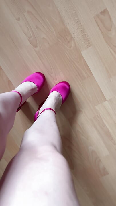 The Sounds of Walking in High Heels