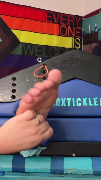 Chubby Oscar's First Time