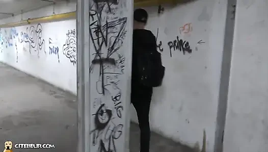 Citebeur - the Little Rabbit and Big Bad Wolf