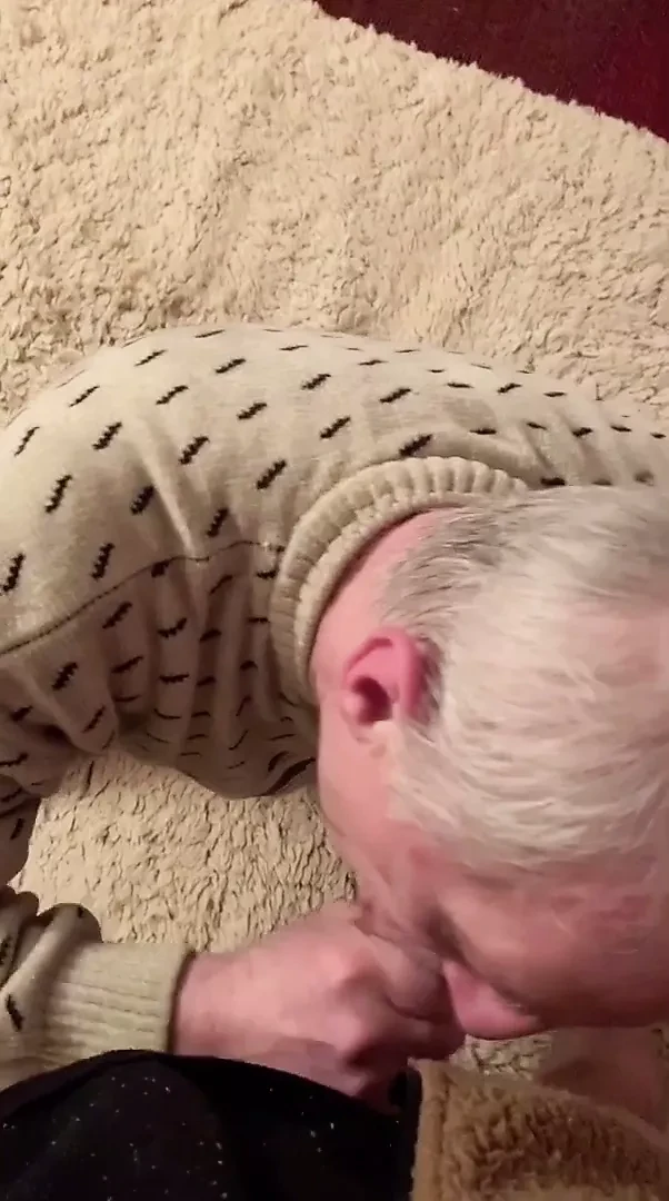 Grandpa enjoy sucking my cock