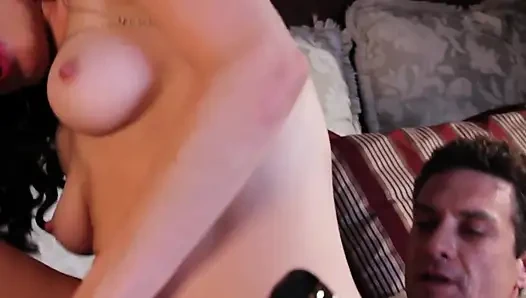Tante semok rambut pirang dientot habis-habisan sampai dicrot sperma hangat