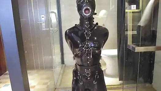 Mz20 - the Girl in Latex Clothing Locked in a Glass Room