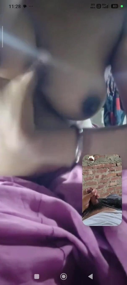 Desi Aunty ki chuchi on videocall | Clip 1