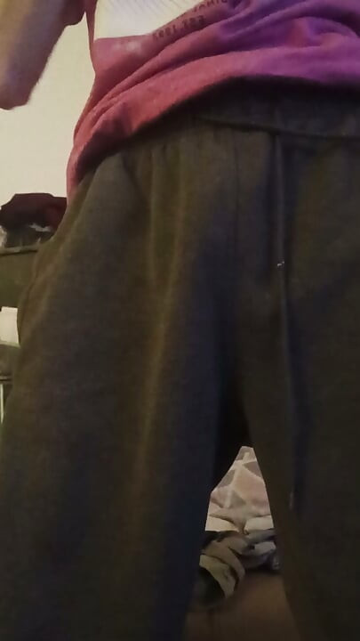 Hung bi chav strip teasing and washing himself and wanking off huge load