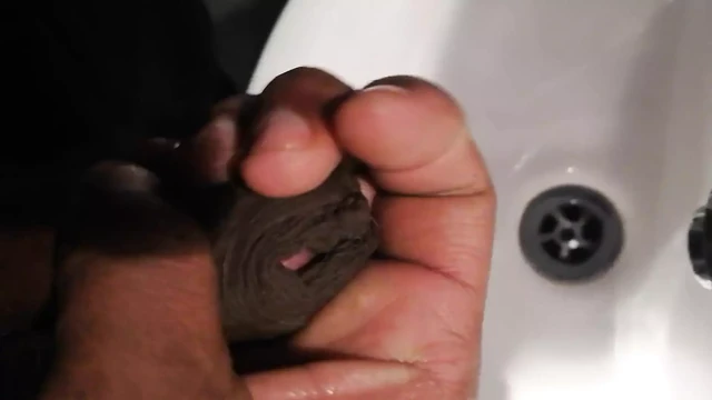 Sri Lankan Boy doing Handjob at Home and getting Hard