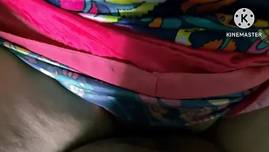 Omg! Eine Junge Frau War Allein Zu Hause, Während Ihr Ehemann Weg War Und Sieht, Was Als Nächstes Passiert