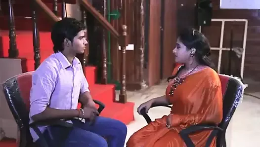 Романтика индийской тетушки со своим бойфрендом