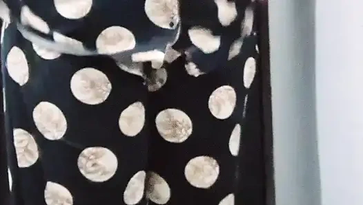 Indian desi cousin caught while bathing, hot indian girl