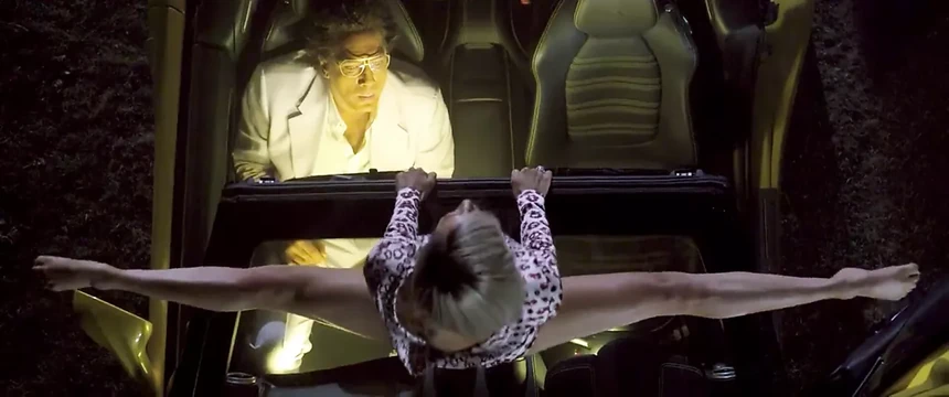 Cameron Diaz Humping the car