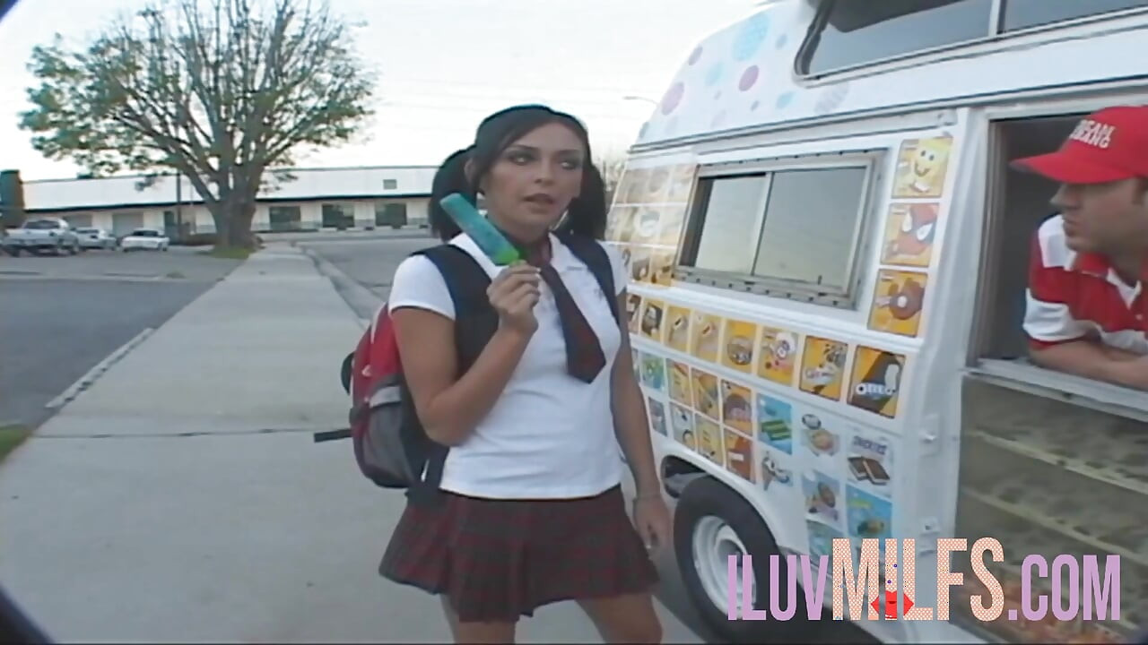 Black haired petite teen gives her pussy to the older man