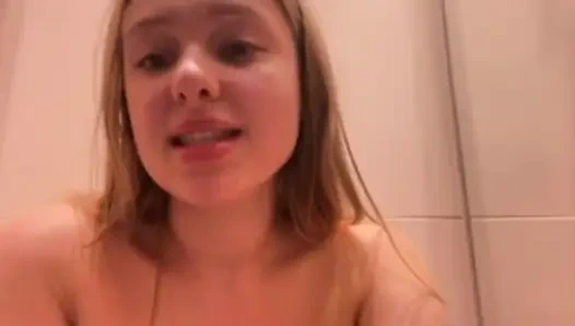 Extremes ficken in der Öffentlichkeit mit jucielussie