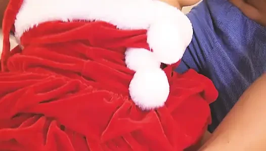 Adegan seks threesome sama nyonya claus dengan lingerie seksi 2: wanita seksi jepang