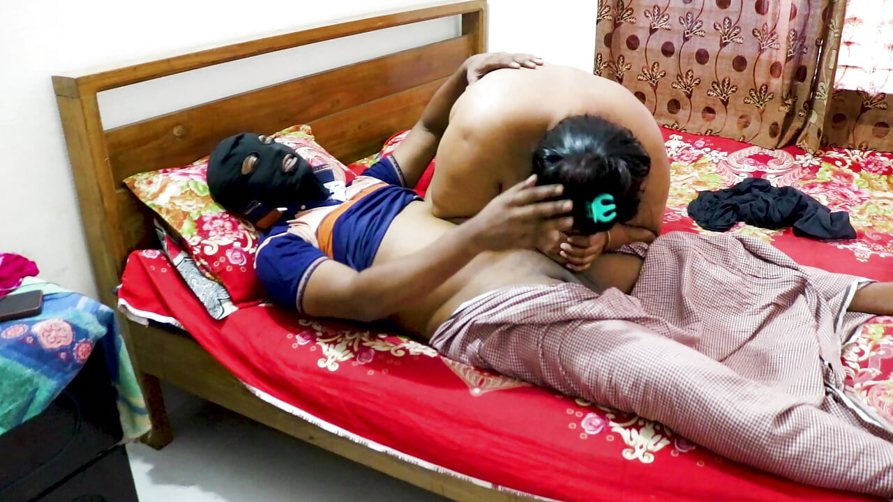 Bangladeshi Outdoor Village bhabi boyfriend fucks PART - 2