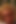 角質の女の子はつらつとしたおっぱいを公開します