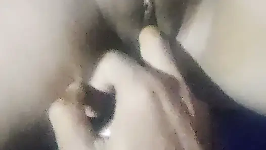 Мачеха показала свою киску своей мачехе и получила массаж