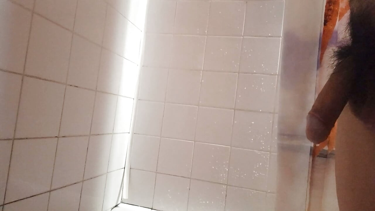 How to piss with a morning wood, desesperated twink's hard cock and a full bladder