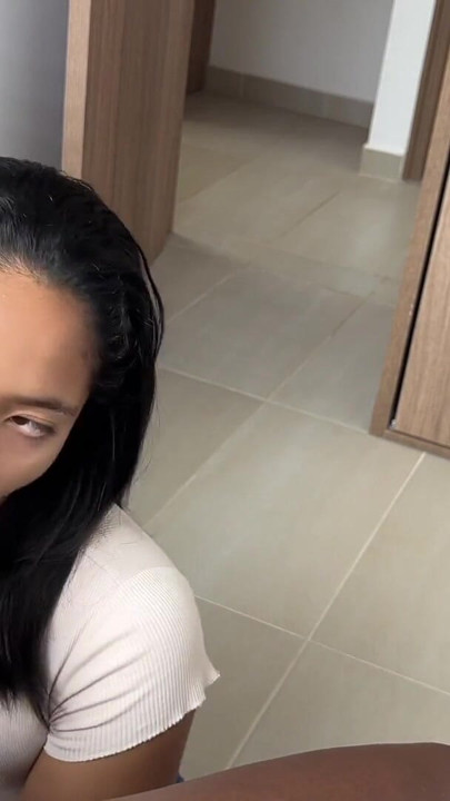 I like to eat his cock and see his facial expressions while I do it-amateur couple- nysdel | Clip 1