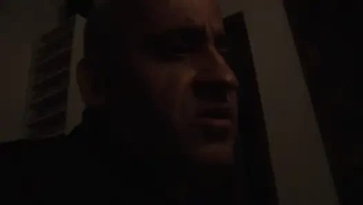 Yaşlı domuz üvey kızına dokunuyor