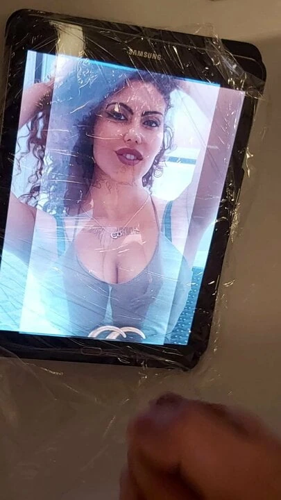 Sara Quattrociocche cum tribute