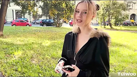 Застенчивая незнакомка изменила своему парню за деньги и большой член