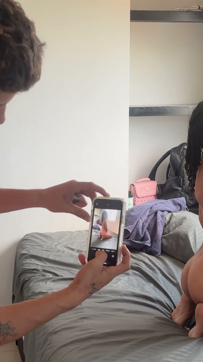 I take advantage of my stepsister asking me to take nude photos of her, to seduce her and get her to get fucked in the ass. | Clip 1