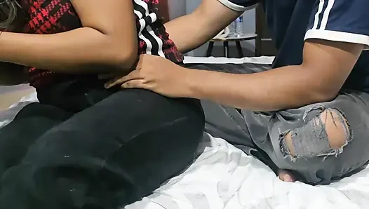 Benimle oynadığı oyunu oynuyordum Hintçe