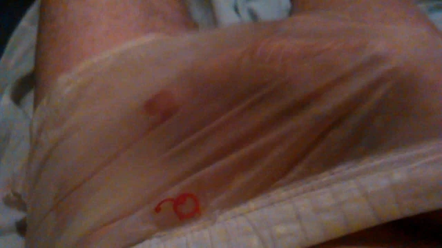 ejaculation dans mon short