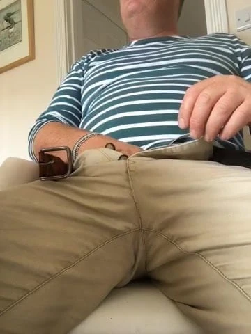 Sitting to cum