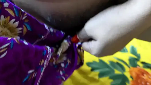 Bangladeşli büyük götlü üvey anne domalarak sikiliyor