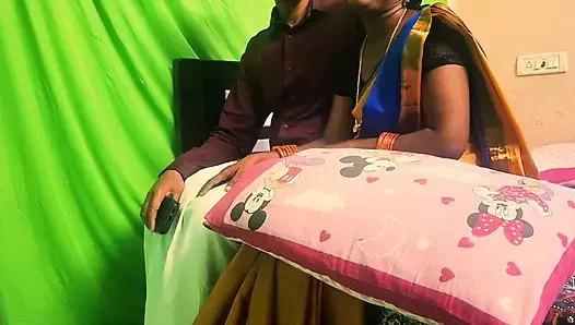 Indische stiefschwester fickt stiefbruder und freund zum sex