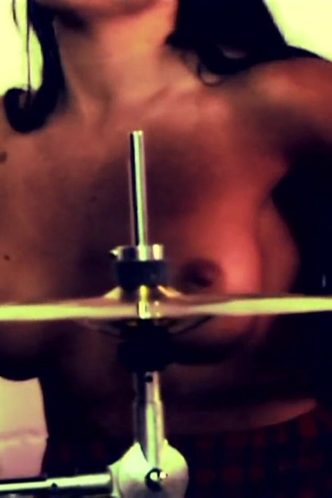 Sexy babe shows off her skills with her naughty fucker