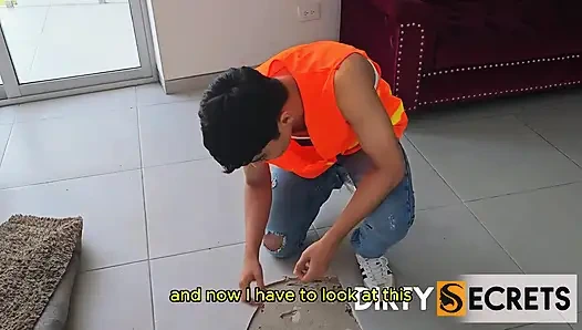 МЕНЯ ПРИЗВАЛИ СДЕЛАТЬ РЕМОНТ НА ДОМЕ, И Я В ИТОГЕ ТРАХНУЛ ХОЗЯИНА В ЗАДНИЦУ.