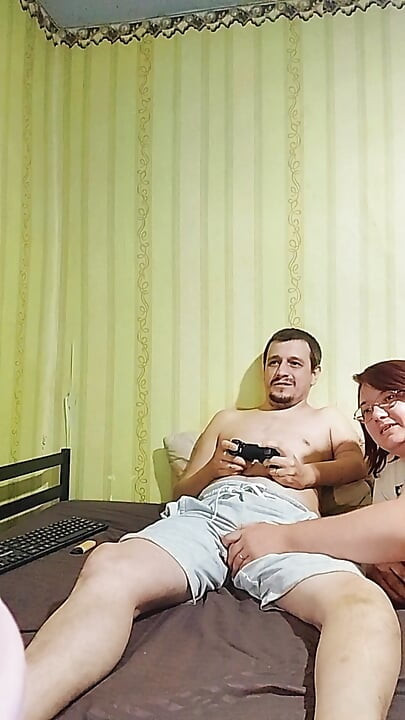 Wyzwanie przyrodniej siostry pokonało pierwszy poziom gry