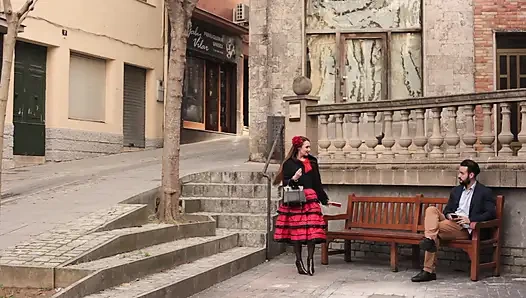 Polka Dot Rock Schätzchen Wird Im Wald Hart Gefickt