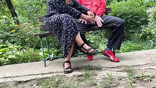 Daha fazla uzatmadan: olgun bir üvey anne için sadece boşal
