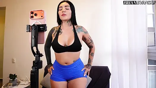 Colombian STEPSISTER with a big ass and tattoos, La Rola wants her blond stepbrother's cock - Brian Evansx