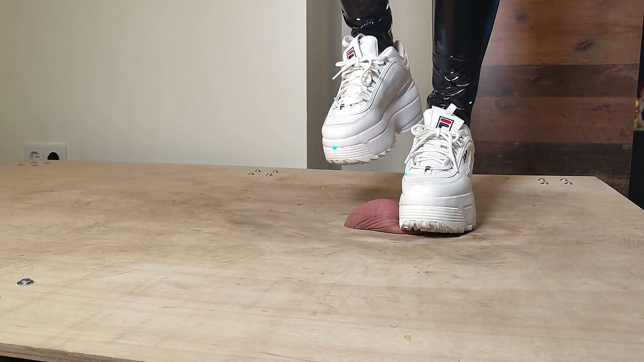Fila Disruptor Plateau Cock Crush Full Clip - Lady Thaya