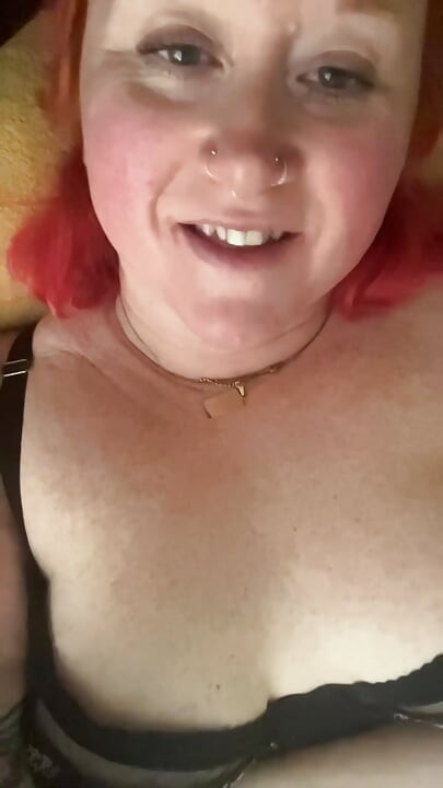Watch me pleasure myself