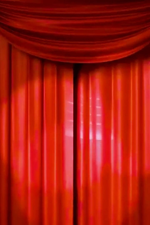 Get a Load of This Chicken Breast! Goldie Cosplay