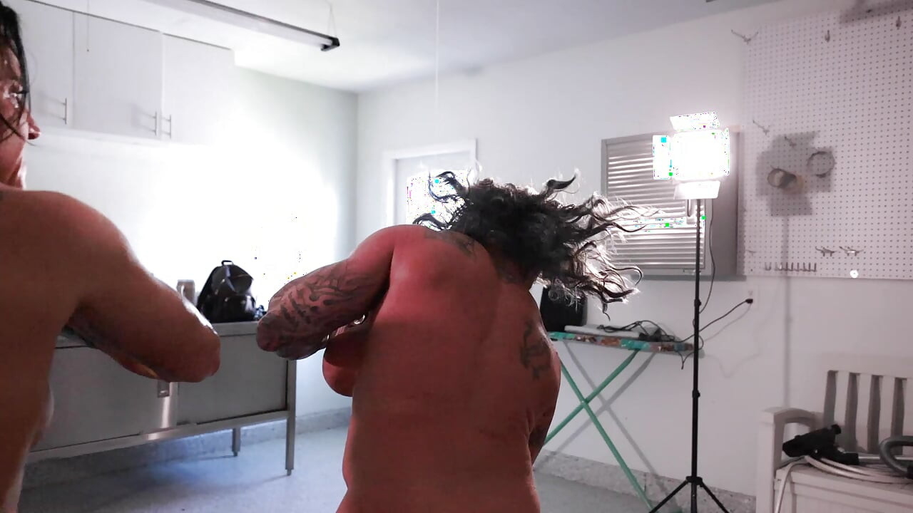 Nakenboksing Brooke Diesel vs Kandylegs