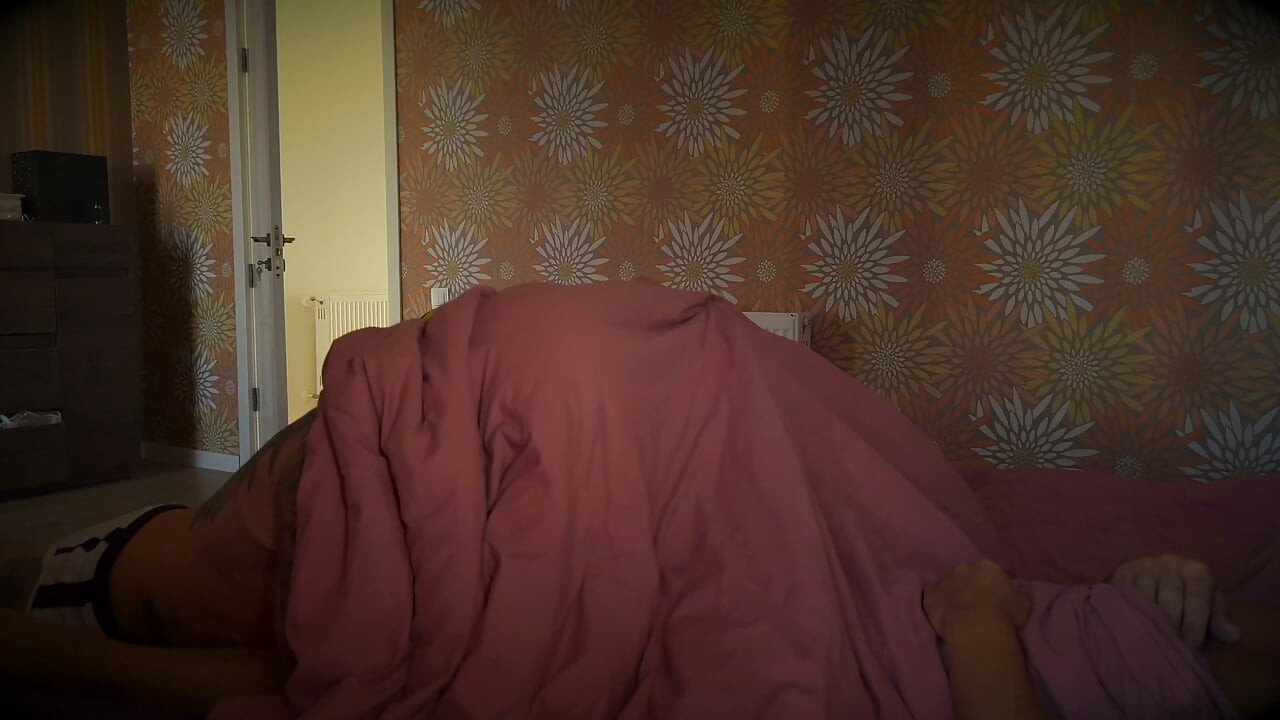Two twinks woke Daddy up with a juicy blowjob and got royally screwed in return.