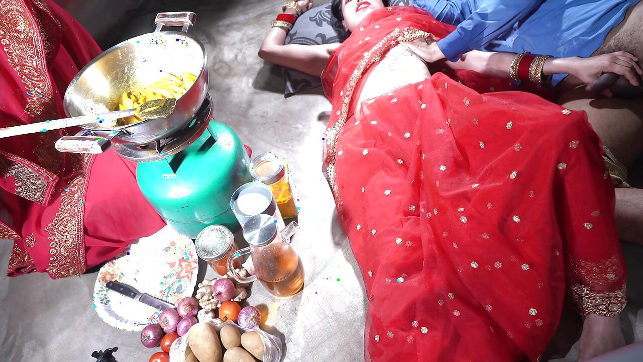 Дези кухонная мачеха, дези, секс с пасынок, хинди XXX