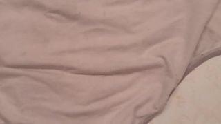 Culotte blanche en coton, éjaculation