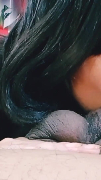 Detik emosi dari "Milf Comforts Man pantat dengan lidahnya"