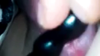Dildo spiel und geil abgespritzt