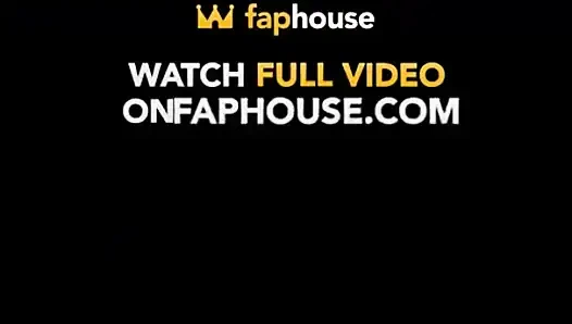 Langhaariger typ fickt schlampe im freien im park und com auf ihre sonnenbrille.